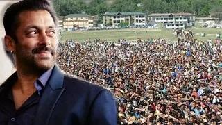 Watch Mandi Fans Welcome Salman Khan With Madness In Himachal Pradesh Video