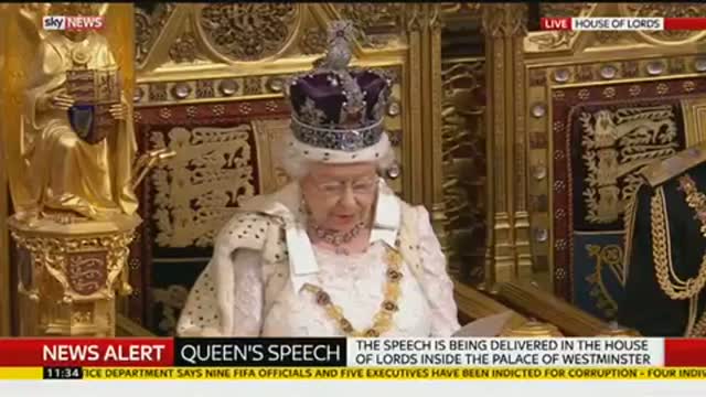 Watch Queen's Speech 2015 Promises 'One Nation Approach' Video