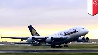Watch Singapore Airlines jet drops 13,000 ft after both engines lost power Video