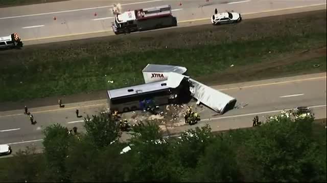 Watch Bus Carrying Italian Tourists Crashes into Truck Video