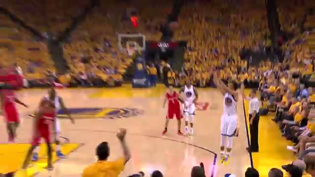 Watch NBA: Stephen Curry CAN'T MISS from the Left Corner! Video