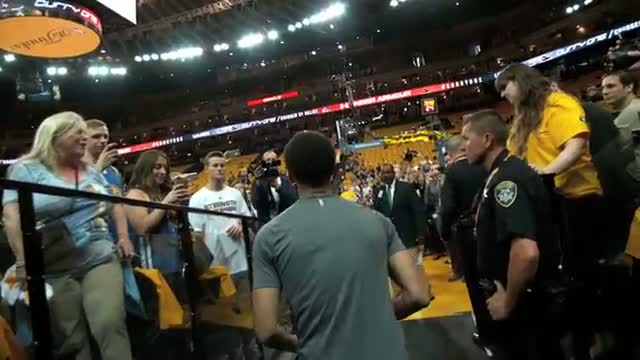 Watch NBA Phantom Raw: Stephen Curry Prepares for Finals Game 2 Video