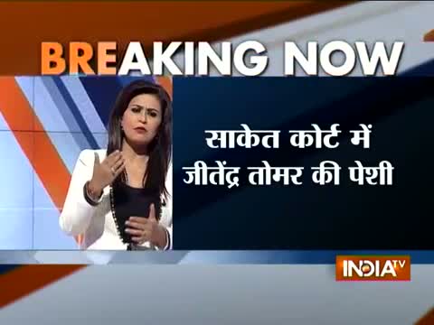 Watch Delhi Law Minister Jitender Singh Tomar reaches Saket Court Video