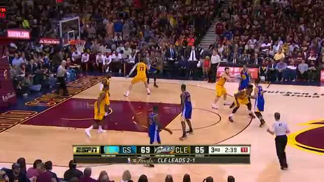 Watch NBA: Andre Iguodala Steps Up to Tie the Series 2-2 Video