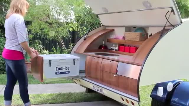 Watch Gidget Retro Teardrop Camper - July 2013 Video