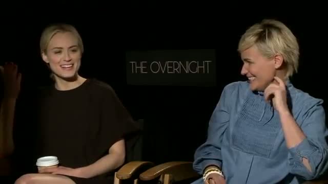 Watch Stars on Stripping Down for 'The Overnight' Video