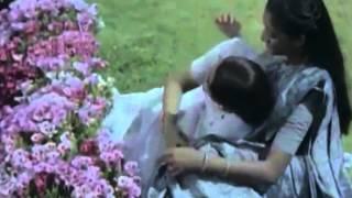 Watch Akayam Kanatha - (Tamil Classic Song) Ilavarasi, Suresh,Rahesh, Sujatha Ã¢â‚¬â€œ Aalaya Deepam Video