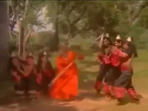 Watch Naan Kudichu Mayangi (Tamil Song) - Ravichandran, Jayalalitha - Baghdad Perazhagi Video