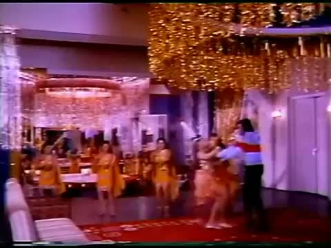 Watch Aasai Nooruvagai - Super Hit Tamil Disco Song - Rajnikanth, Sridevi - Adutha Varisu Video