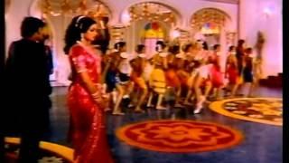 Watch Vaazhga Rani - Tamil Item Song - Rajnikanth, Sridevi - Adutha Varisu Video