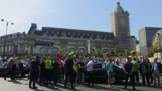 Watch Parisian Taxi Drivers Strike Against Uber Video