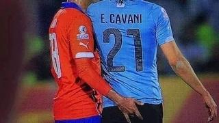 Watch Uruguay's Edinson Cavani was sent off v Chile for having bum fingered by Jara Video