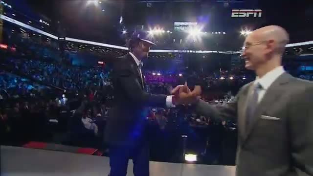 Watch Kings Select Willie Cauley-Stein 6th in 2015 NBA Draft Video