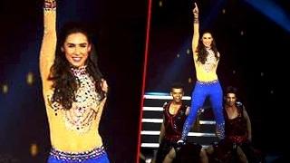 Watch IIFA 2015: Lauren Gottleib's OOPS Moment On Stage Video