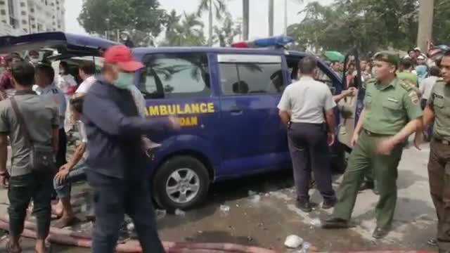 Watch Dozens dead in Indonesia Plane Crash Video