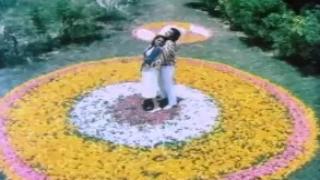 Watch Sindhu Nadhiyin (Tamil Romantic Song) - Karthik, Ilaivarasi, S.V Shekher - Enga Veetu Ramayanam Video