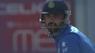 Watch Murali Vijay smashing 34 in just 19 balls - Zim vs Ind 1st T20I 2015 Video