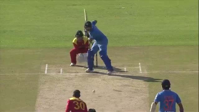 Watch Zimbabwe vs India: 2nd T20I 2015, Wickets Highlights Video