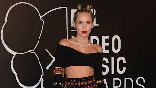 Watch MILEY CYRUS is Hosting the VMAs! Video