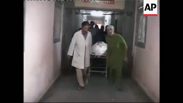 Watch Srinagar Grenade Attack: Suspected Islamic militants kill 2 policemen in Indian-controlled Kashmir Video