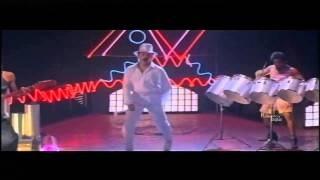 Watch (Tamil Classic Song) - Kalaignan Kattu - Kamal Haasan, Bindiya - Kalaignan Video