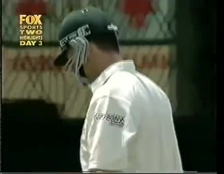 Watch Shoaib Akhtar AWESOME Spell of Bowling vs Australia Video