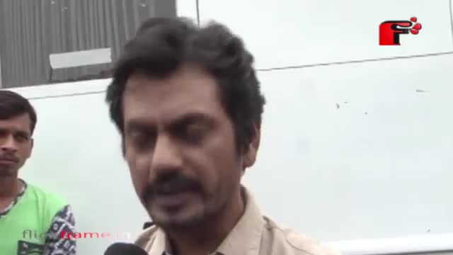 Watch Nawazuddin On Set Of 'Udaan' To Promote 'Maanjhi' Video