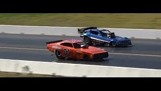 Watch AEROFLOW OUTLAW NITRO FUNNY CARS AT SYDNEY DRAGWAY Video