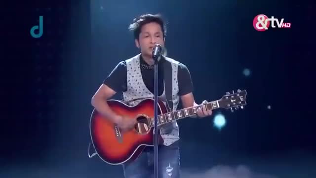 Watch Pawandeep Rajan Performance The Voice Video
