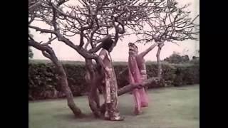 Watch Tamil Romantic Song - Samudra Raja Kumari - Nagesh, Kavitha - Engal Vathiyar Video