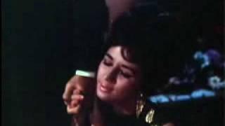 Watch Bheegi Hui is Raat ka Aanchal Kehta Hai | Neend Hamari Khwab Tumhare (1966) | Asha Bhonsle | {Old Is Gold} Video
