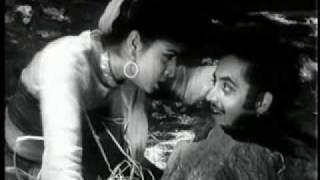 Watch Baaz (1953)-Zara Saamne aa Zara Aankh Mila (Geeta Dutt) Video