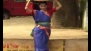 Watch Penhi Ke Sari Gaila Motihari || New Bhojpuri Hot Song || Sonu Bihari Video