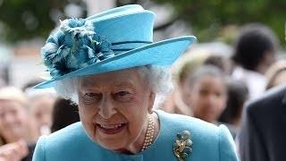 Watch QUEEN ELIZABETH II Sets Royal Record! Video