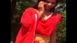 Watch Bhojpuri hit song - A Gori Ho Khola Aapan Bluetooth Video