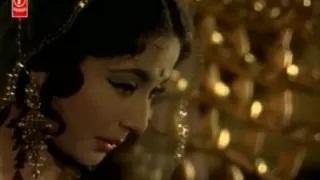 Watch Sakhi ri Mera Man Uljhe Tan Dole || Chitralekha(1964) || Lata Mangeshkar || {Old Is Gold} Video