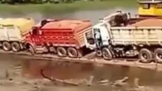 Watch Unexpected Accident - Whatsapp Funny Video Video