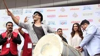 Watch WATCH Ranveer Singh Plays The Dhol | Gajanana Song Launch | Bajirao Mastani Video