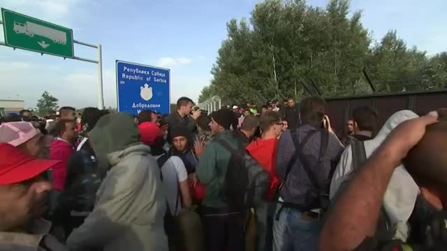 Watch Refugees Stopped at Serbia-Hungary Border Video