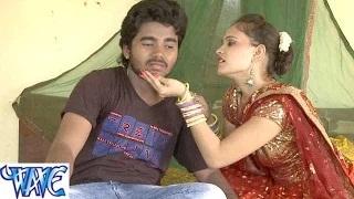 Watch Saiya Bich Ke Takiya Par karas | Bhitar Ke Khajana - Dhasu Singh - Bhojpuri Hot Songs Video