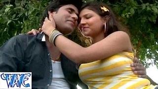 Watch Tohar Rovta Divana Naihar Me || Love Khatir Loan Chahi || Bhojpuri Hot Songs Video