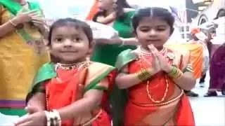 Watch Indians in US welcome PM Modi Video