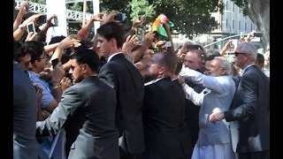 Watch PM Modi greeted by people outside the hotel in San Jose, California Video