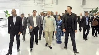 Watch PM Modi meets CEO of Tesla Motors, Elon Musk in San Jose, California Video