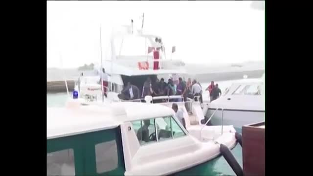 Watch Maldives President Escapes Boat Blast Video