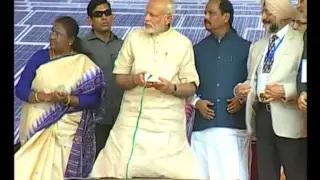 Watch PM Modi inaugurates county's first solar powered plant in Khunti Video