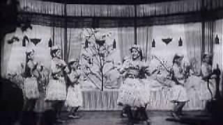 Watch Dil ke Shish Mahal Mein Aaya Ek Matwaala Chor || Amber(1952) || Shamshad Begum & Zohrabai Ambala || {Old Is Gold} Video