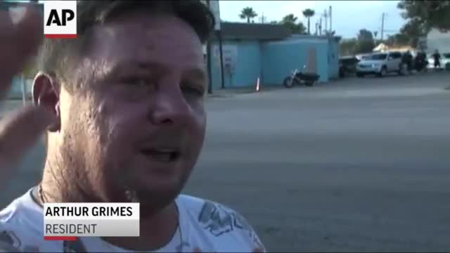 Watch Small Plane Crashes Into Fla. Mobile Homes Video
