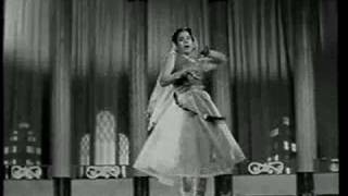 Watch Aise Na Dekho Rasiya || Kal Hamara Hai || Asha Bhonsle || {Old Is Gold} Video