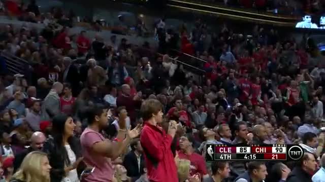 Watch NBA: Jimmy Butler Drives and Jams Video